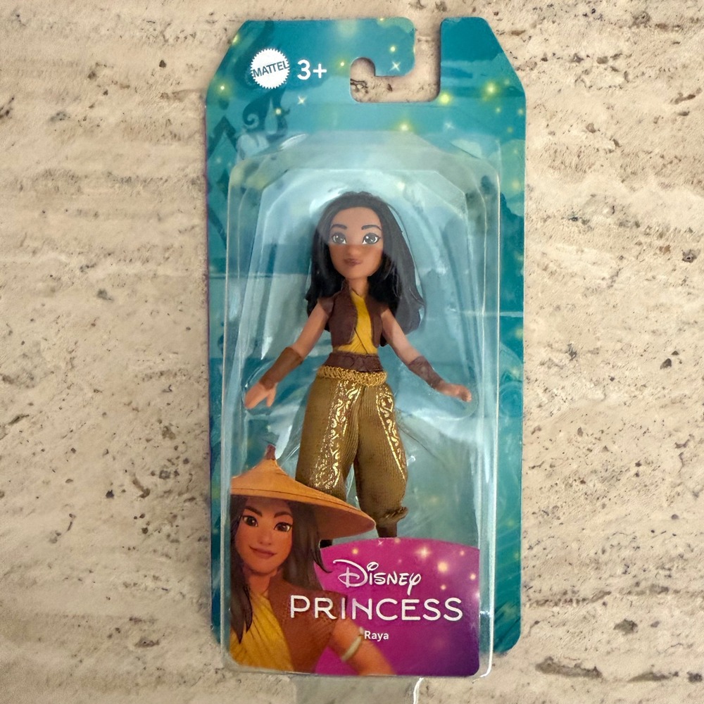 Disney Princess Raya Small doll 3.5"